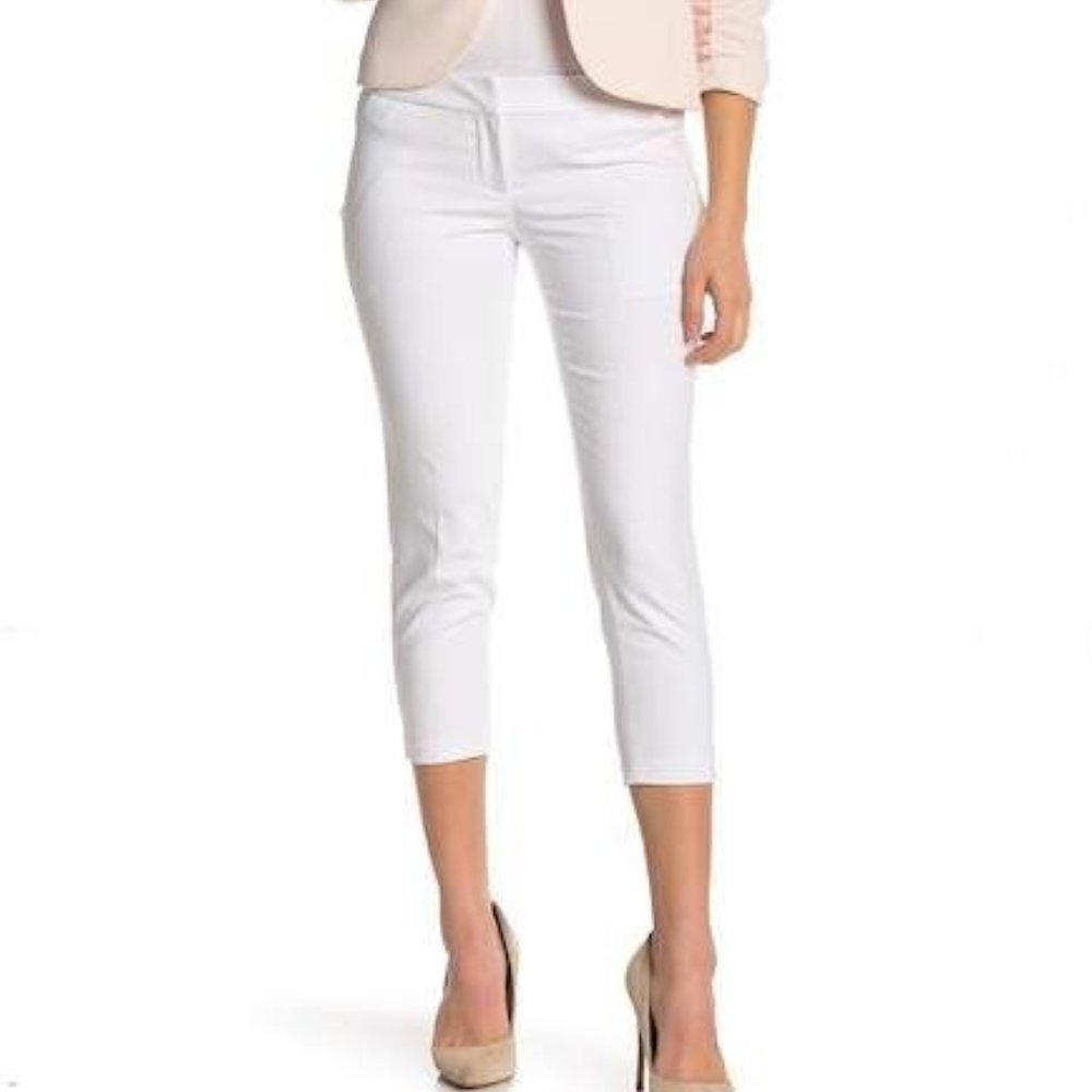 NEW Cropped Amanda & Chelsea white Capri pants 4